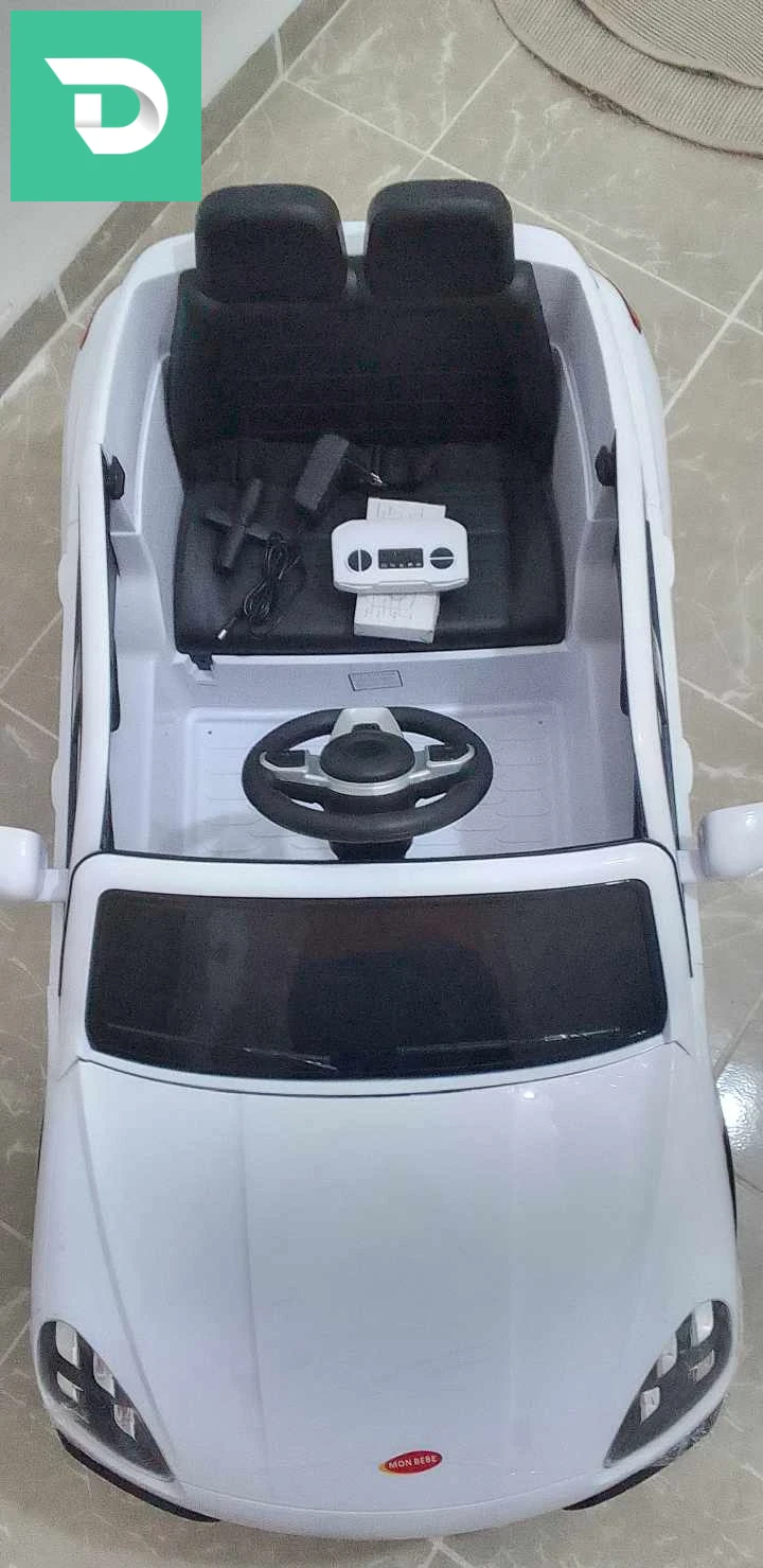 Voiture électrique NEUF blanc PORCSH avec telecommande avec chargeur سيارة اطفال جديدة كهربائية. ... 
