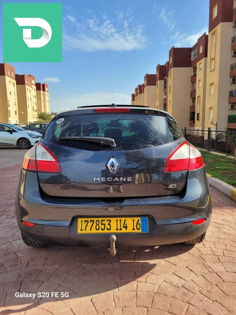 Renault Megane 2014 16 ALGER 
