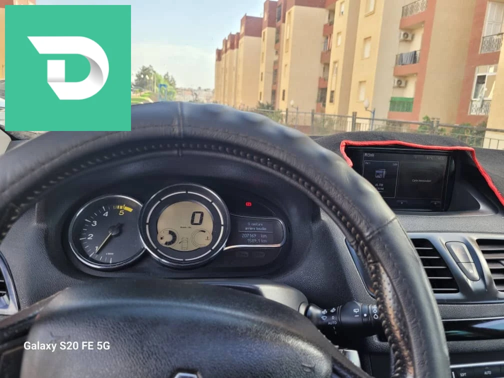 Renault Megane 2014 16 ALGER 