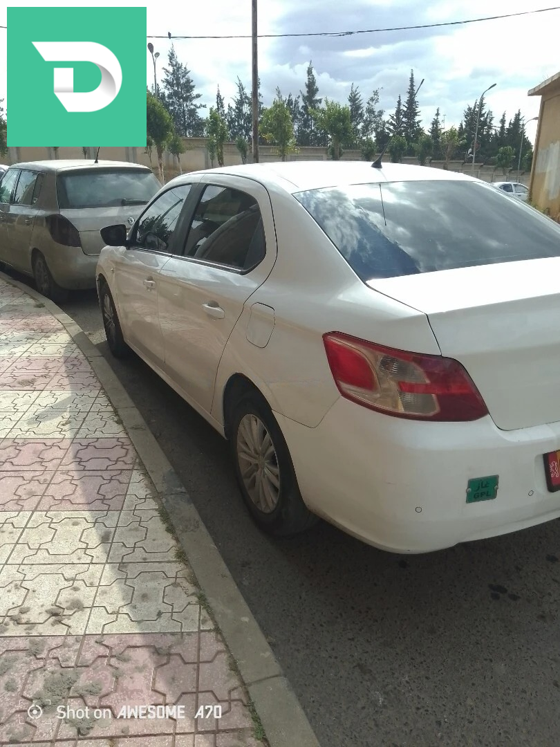 Peugeot 301 2015 Allure 