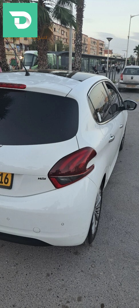 Peugeot 208 2018 Allure Facelift 