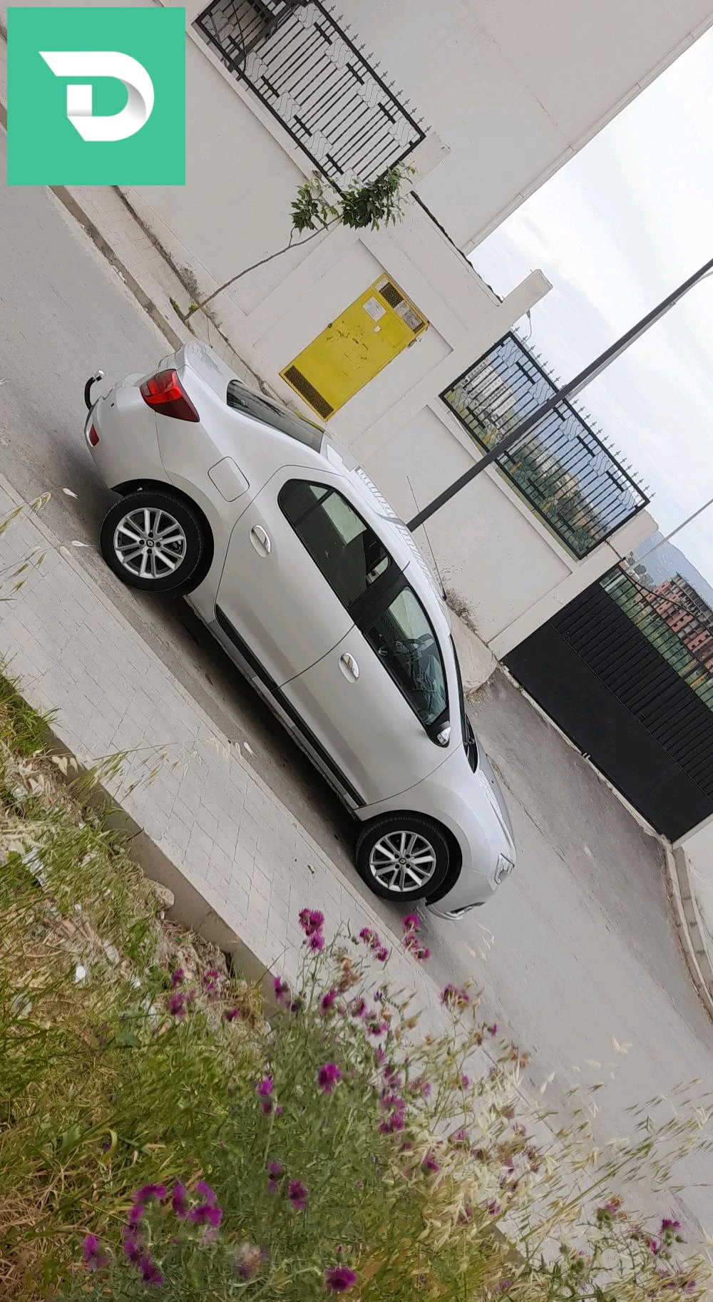 Renault SYMBOL 2019 15 TIZI OUZOU 
