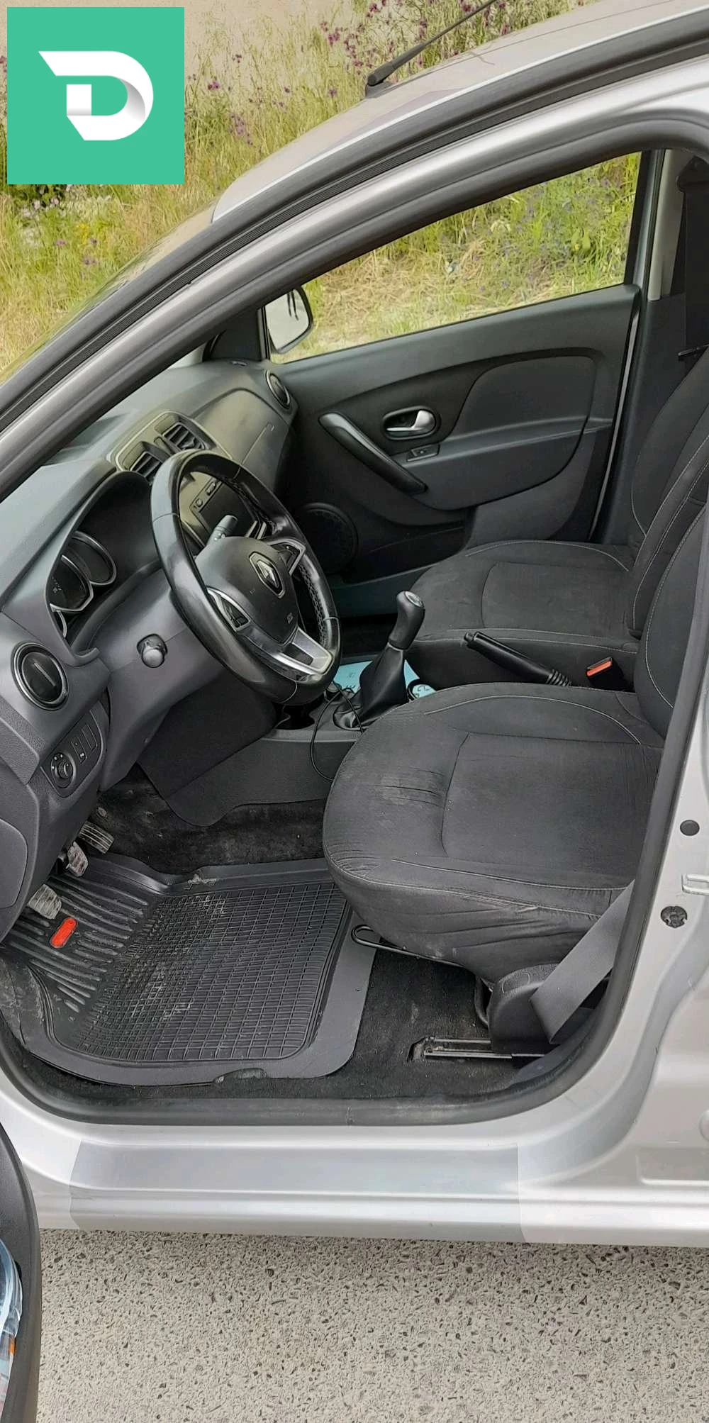 Renault SYMBOL 2019 15 TIZI OUZOU 