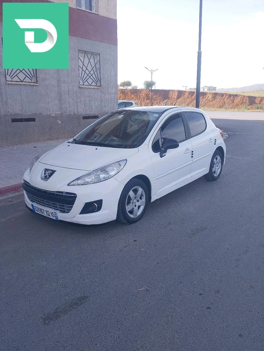 Peugeot 207 2012 10 BOUIRA 