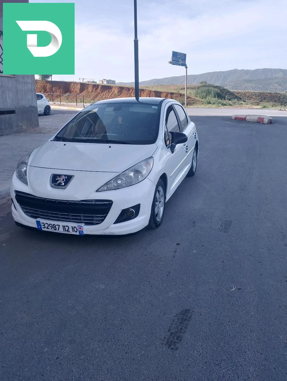 Peugeot 207 2012 10 BOUIRA 