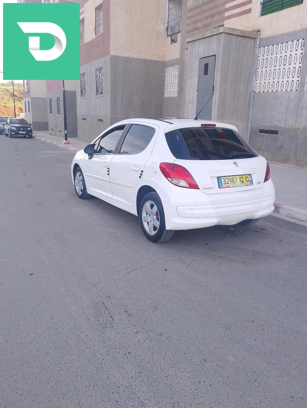 Peugeot 207 2012 10 BOUIRA 