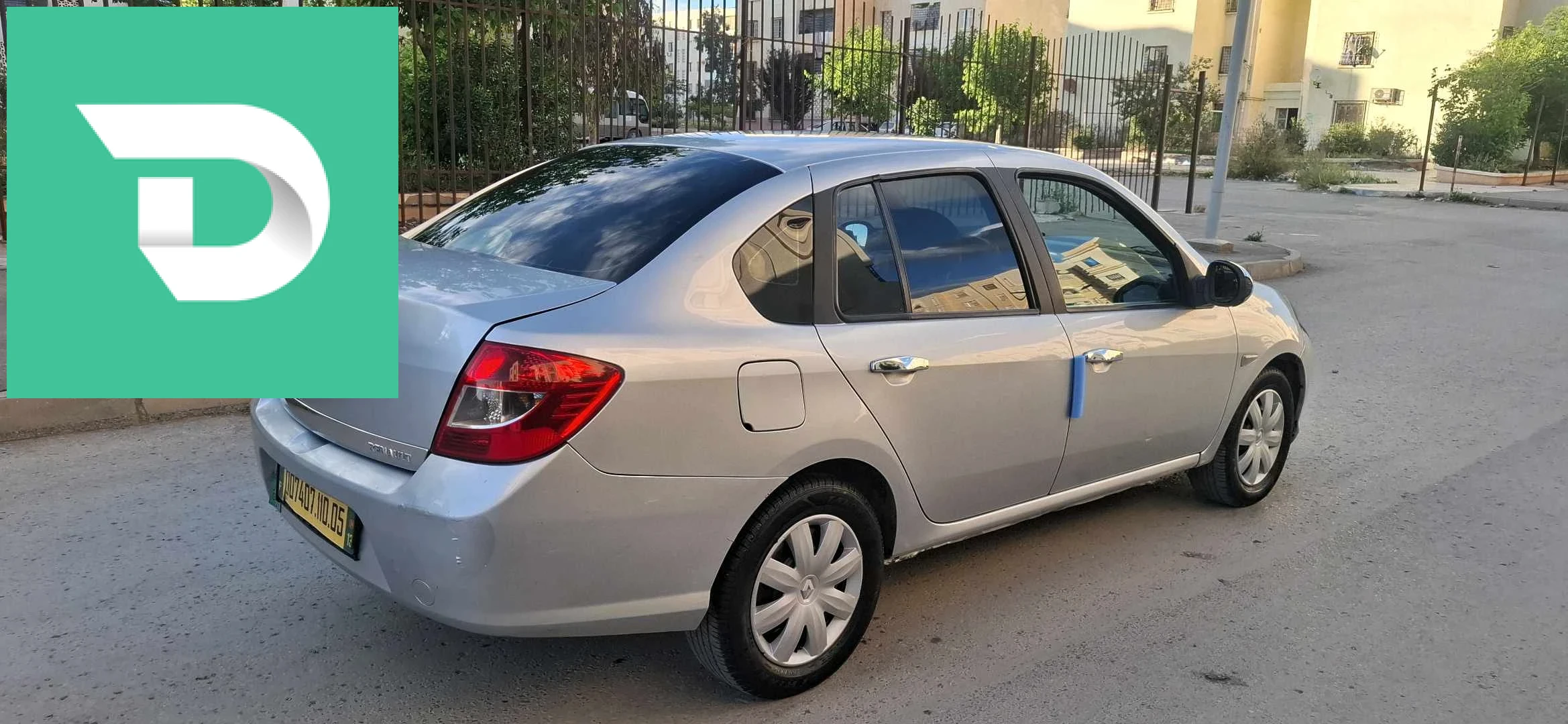 Renault SYMBOL 2010 5 BATNA 