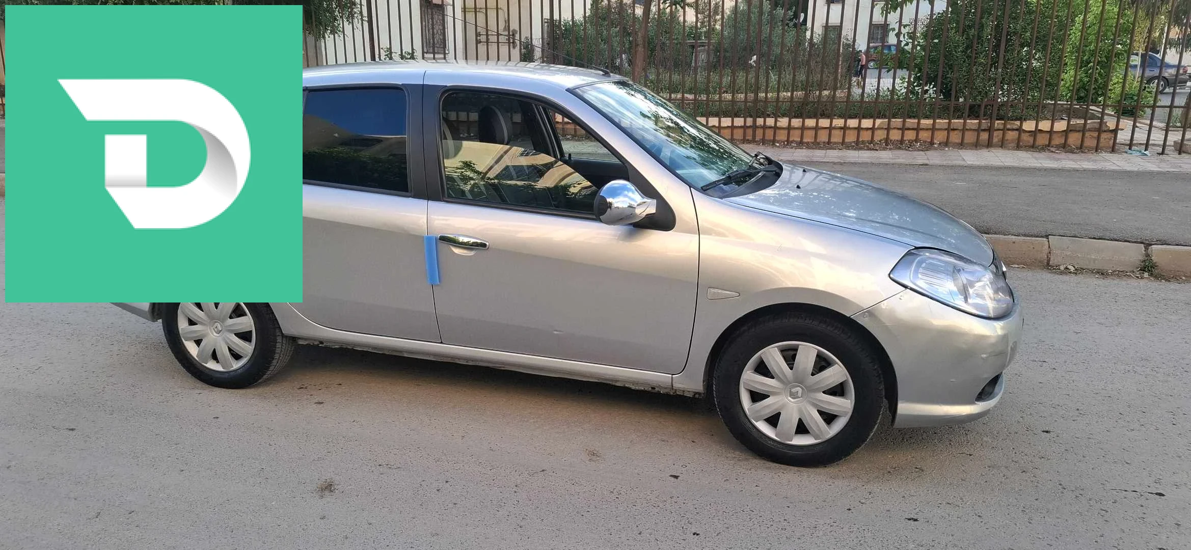 Renault SYMBOL 2010 5 BATNA 