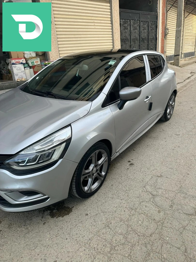 RENAULT CLIO III