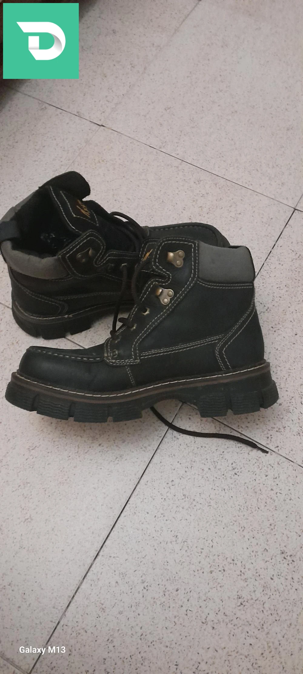 Godasses homme original pointure 43 