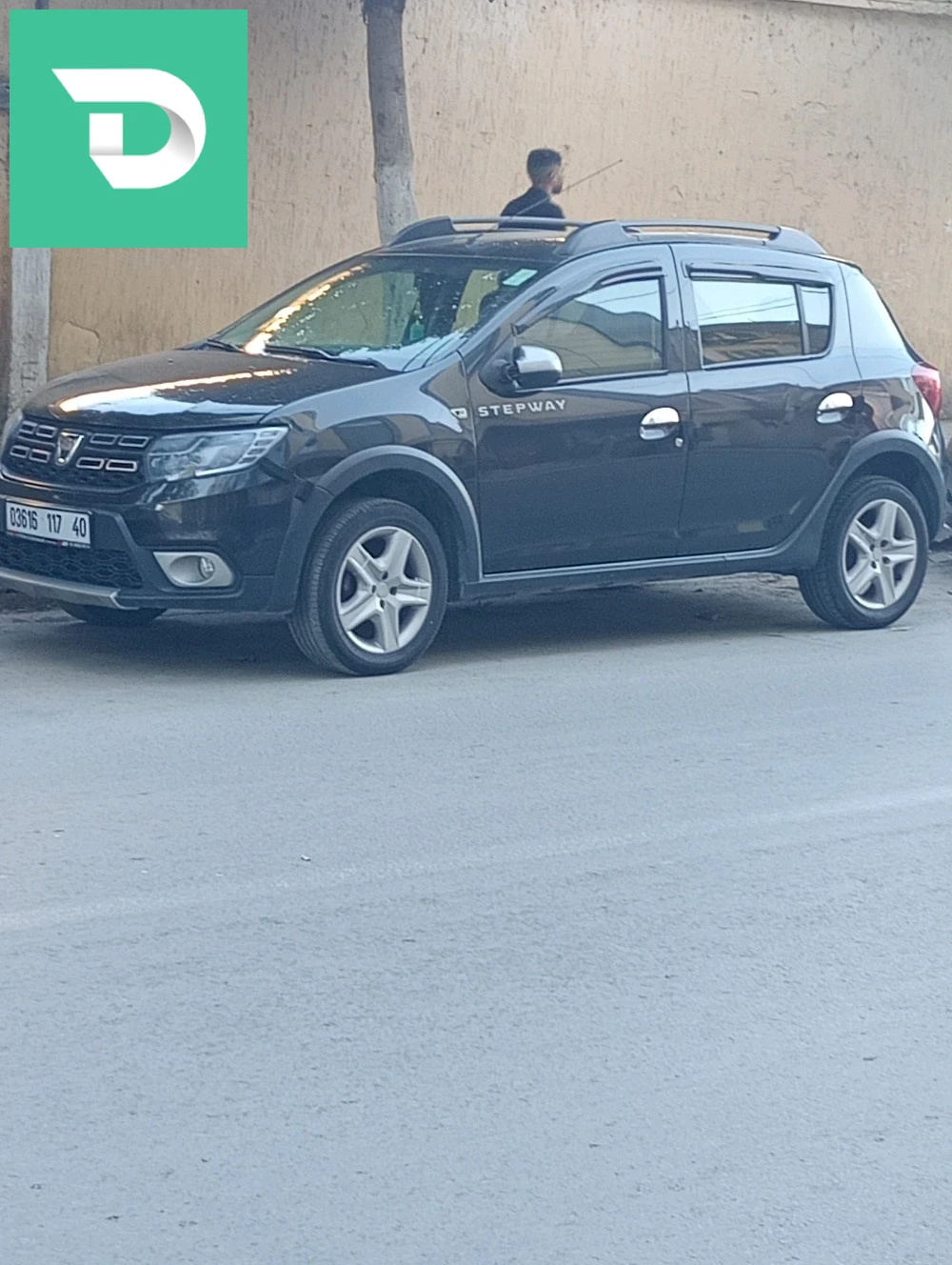 Dacia Sandero 2017 40 KHENCHELA 