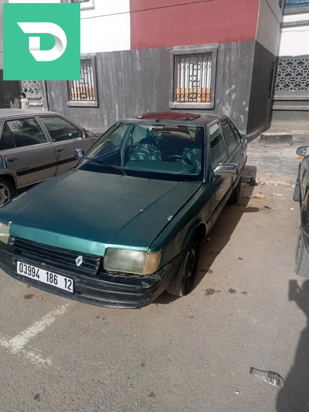 Renault R 21 1986 12 TEBESSA 