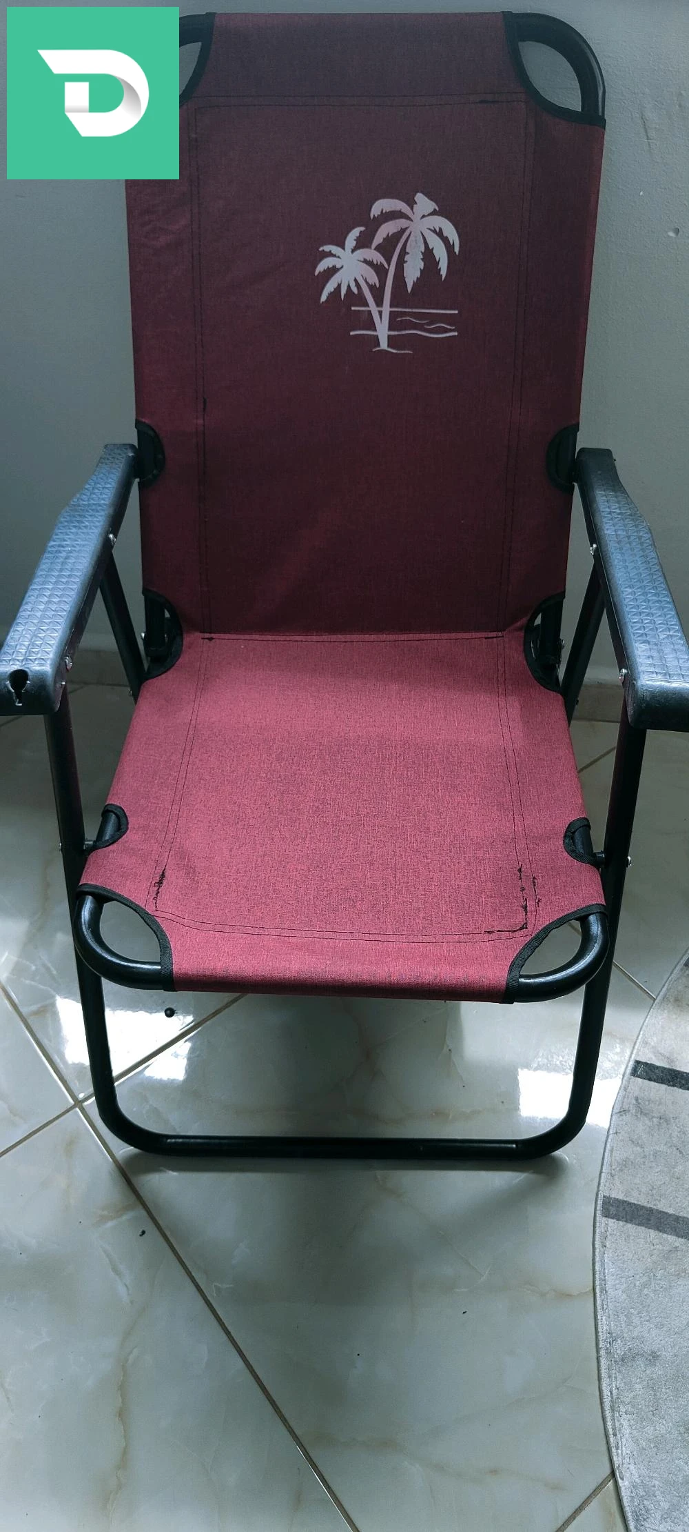 parasol et chaises pliantes 
