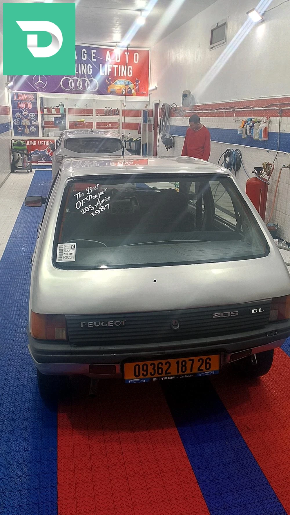 Peugeot 205 1987 26 MEDEA 