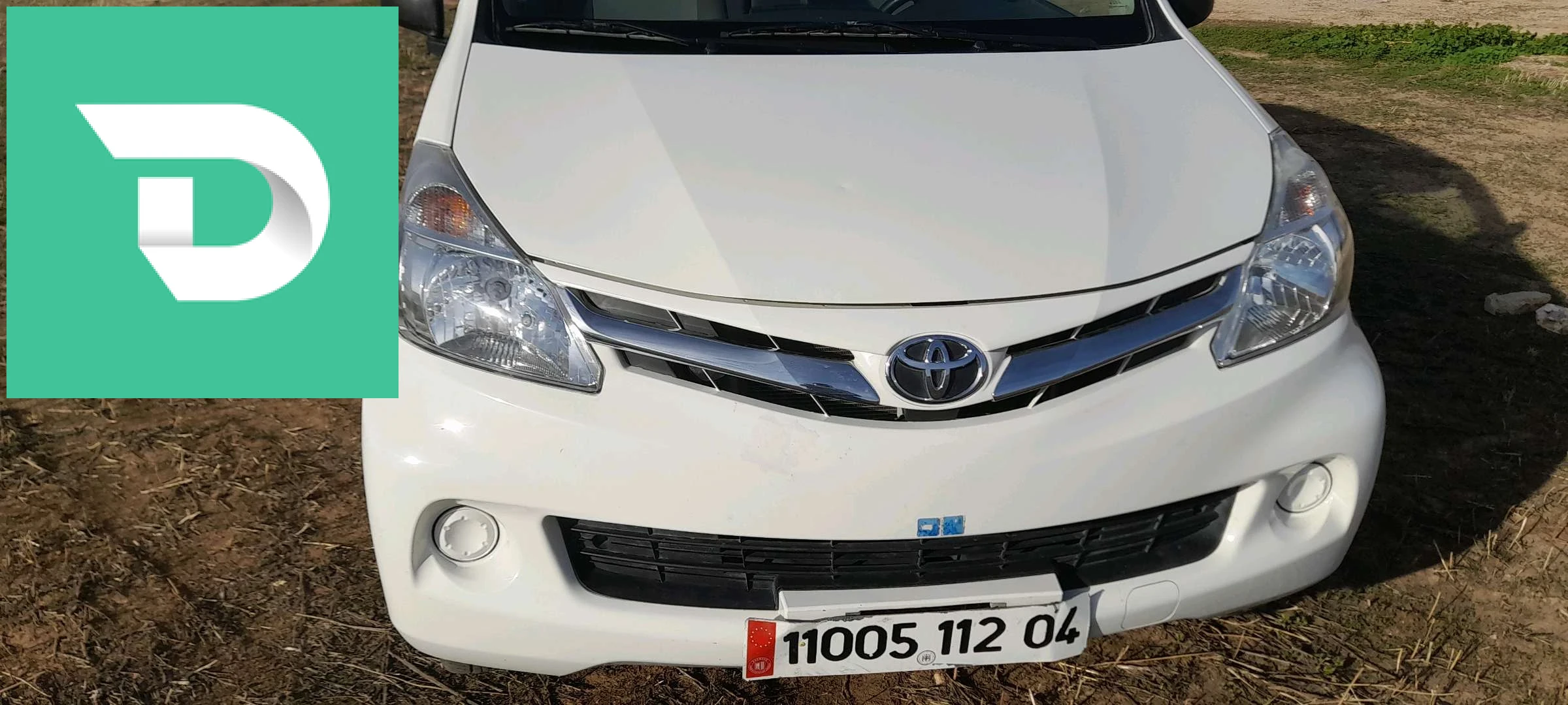 Toyota Yaris 2012 4 OUM EL BOUAGHI 