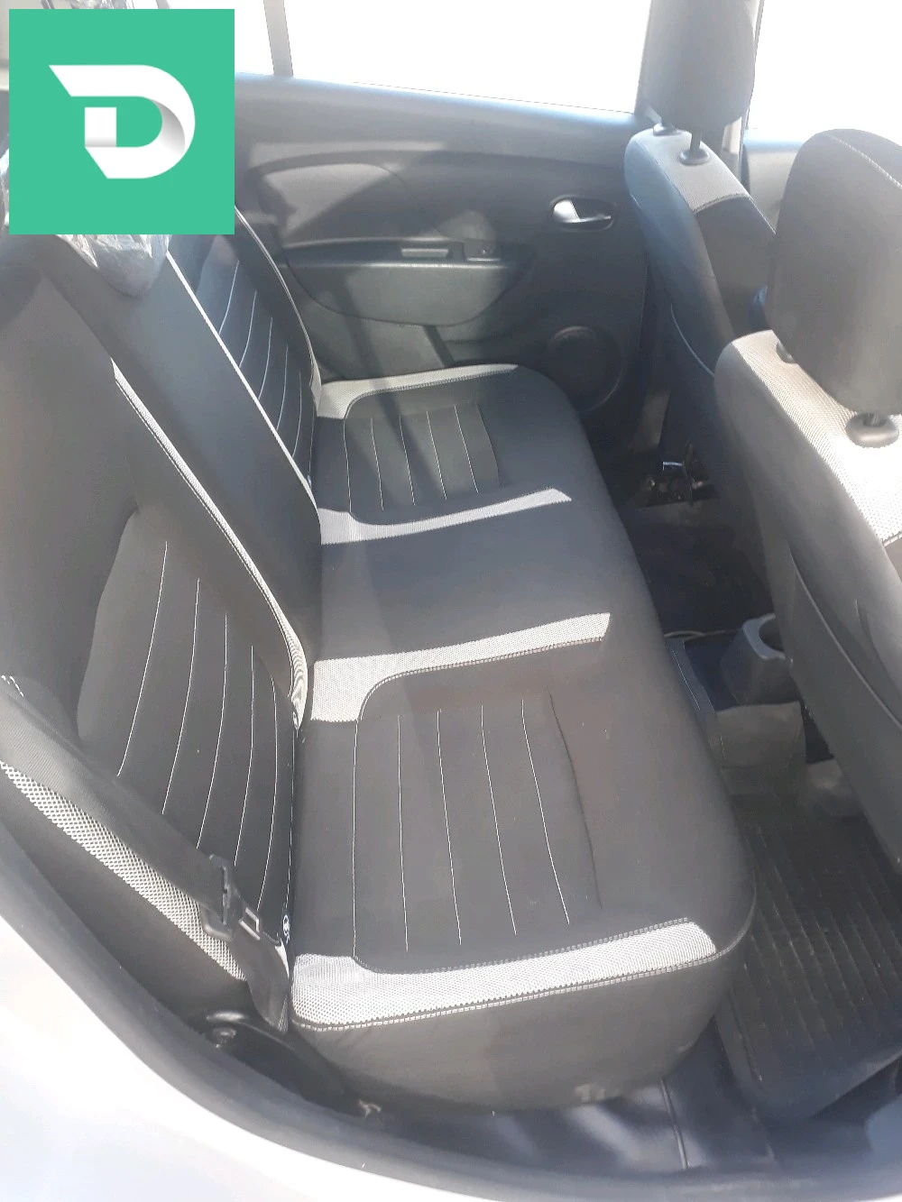 Dacia Sandero 2019 5 BATNA 