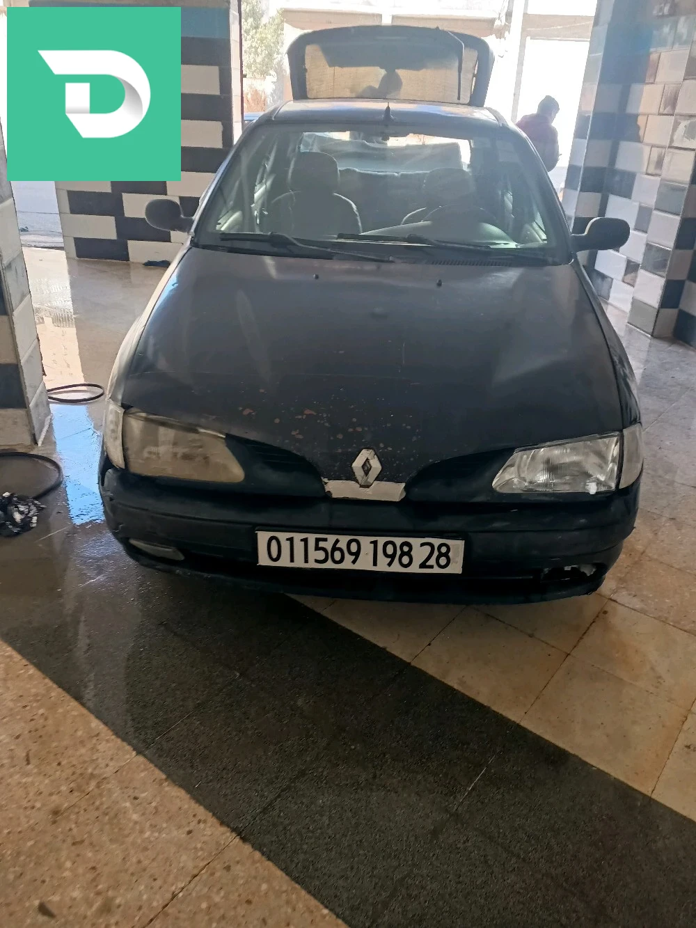 Renault Megane 28 M'SILA 