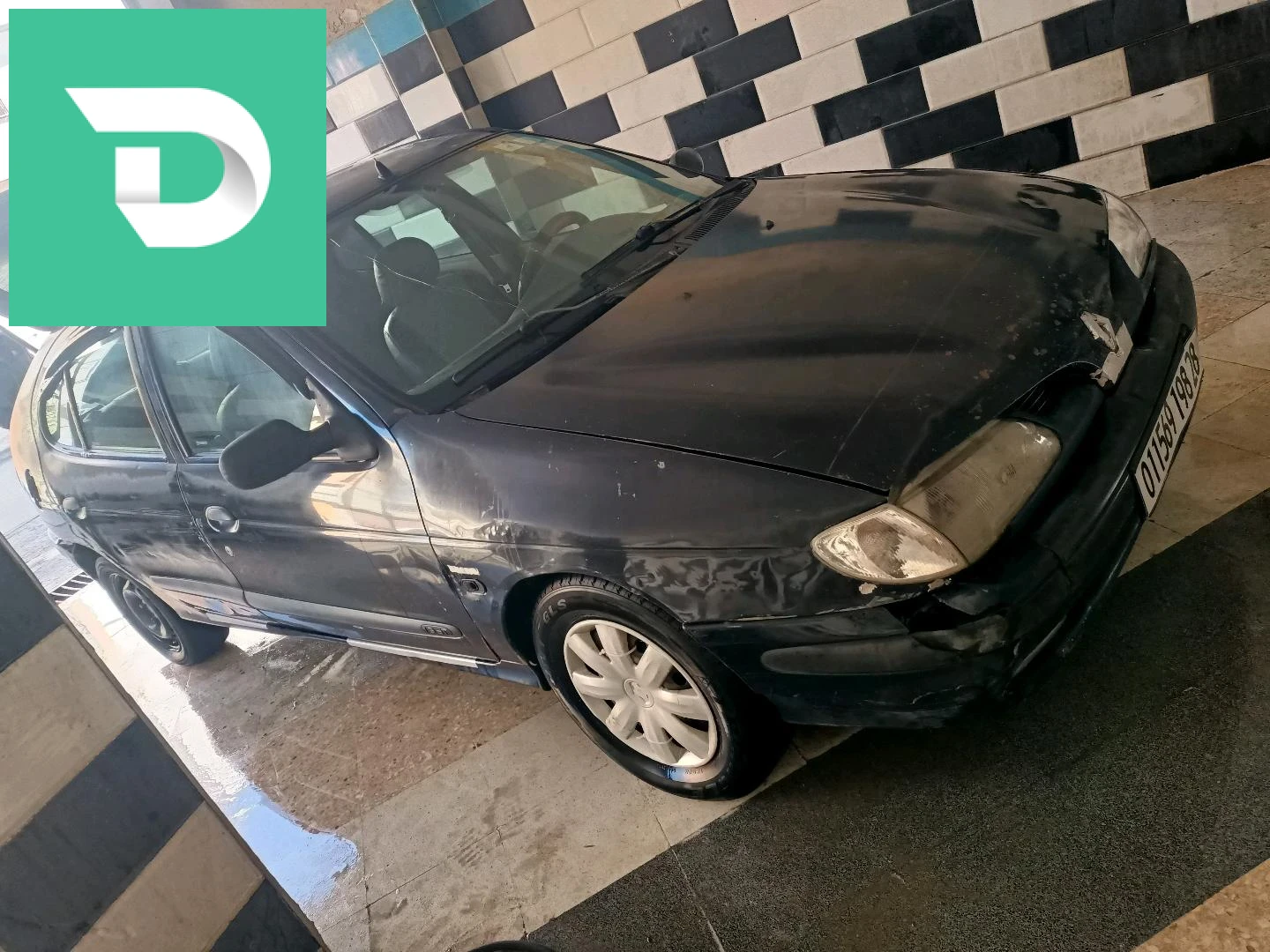 Renault Megane 28 M'SILA 