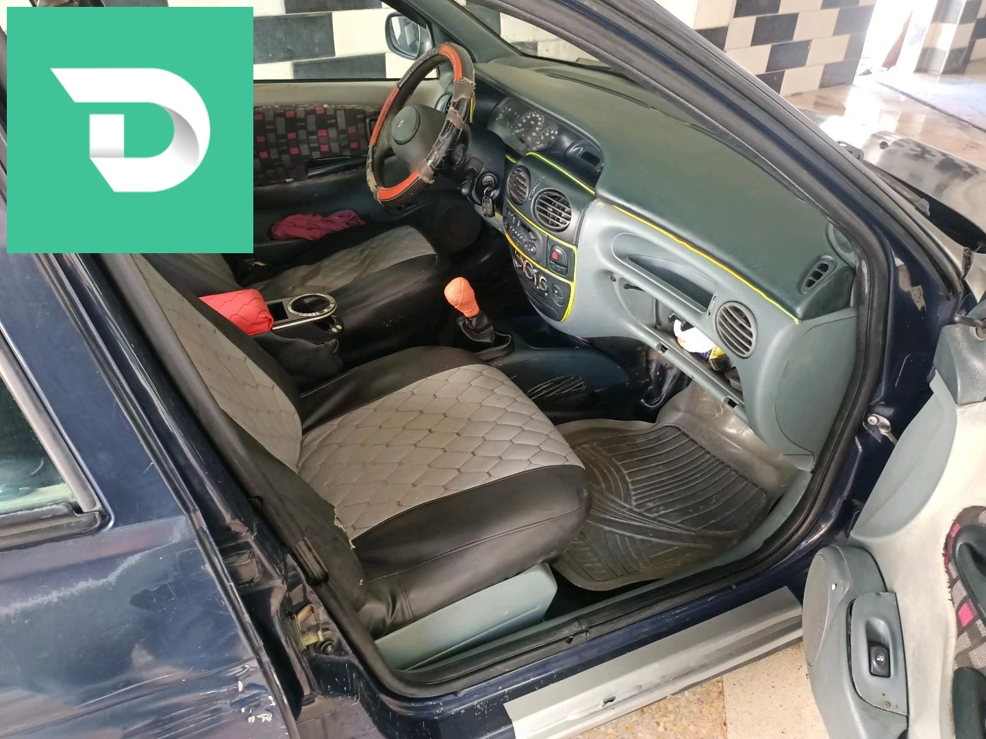 Renault Megane 28 M'SILA 