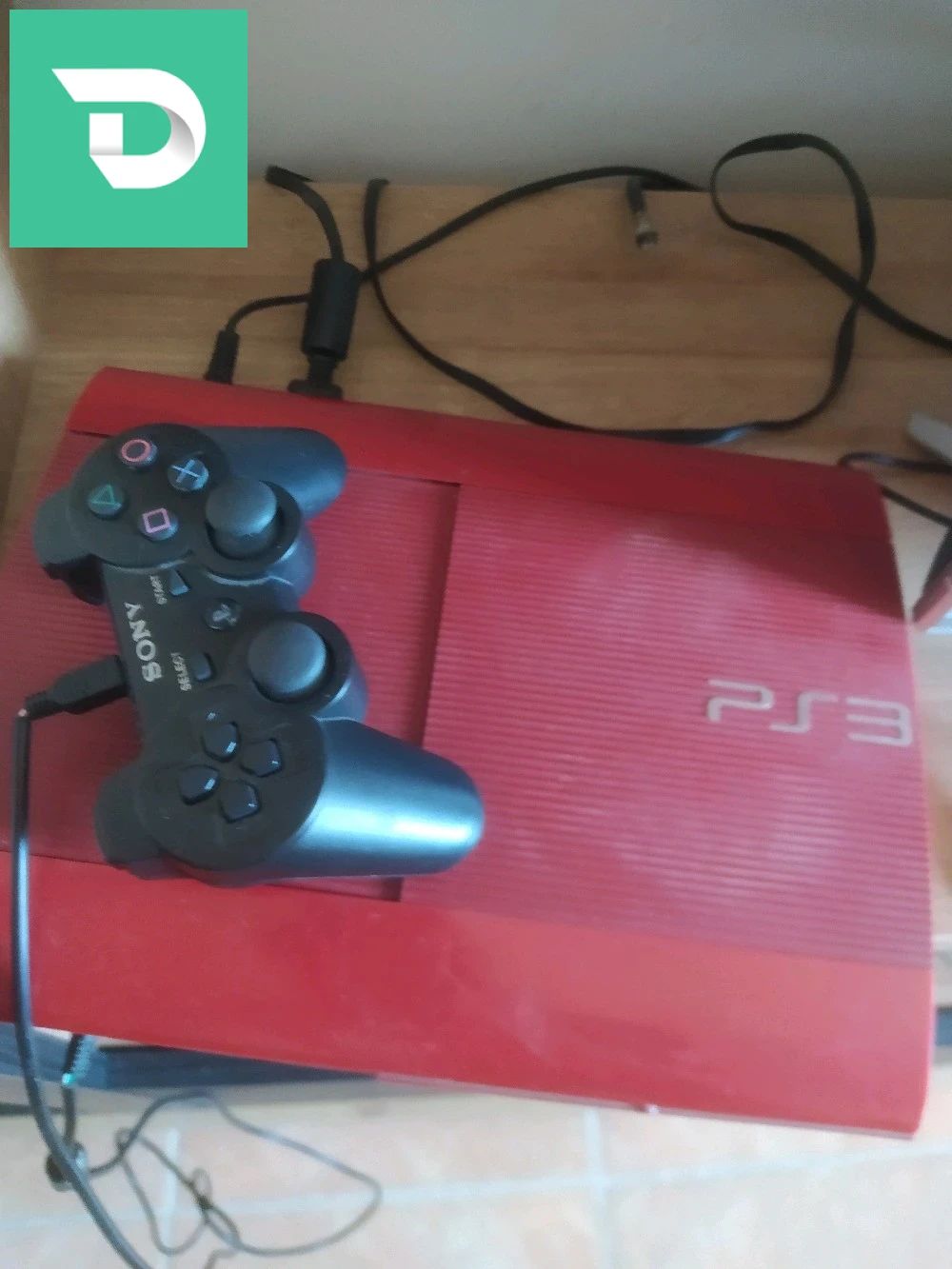 ps3 slim rouge +2manit 
