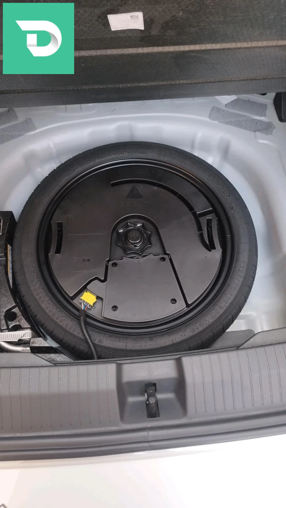 Volkswagen T_ROC 2025 5 BATNA 