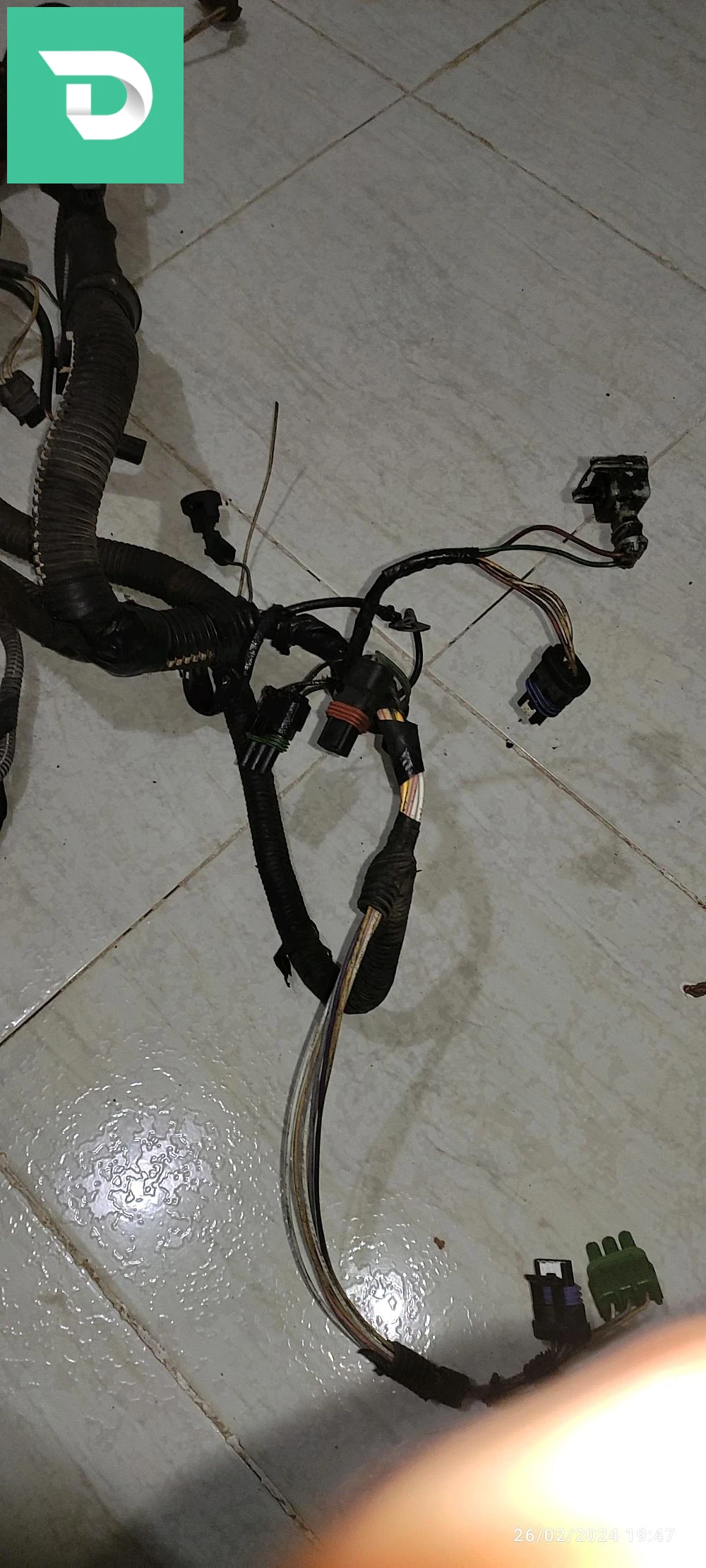 faisceau moteur 1.2 8v chipie 2002 la toute casse Espagne 