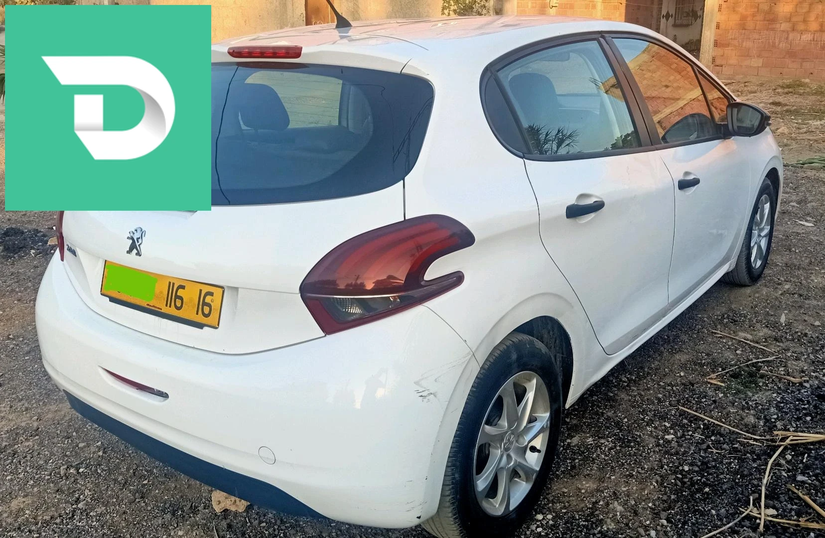 Peugeot 208 16 ALGER 