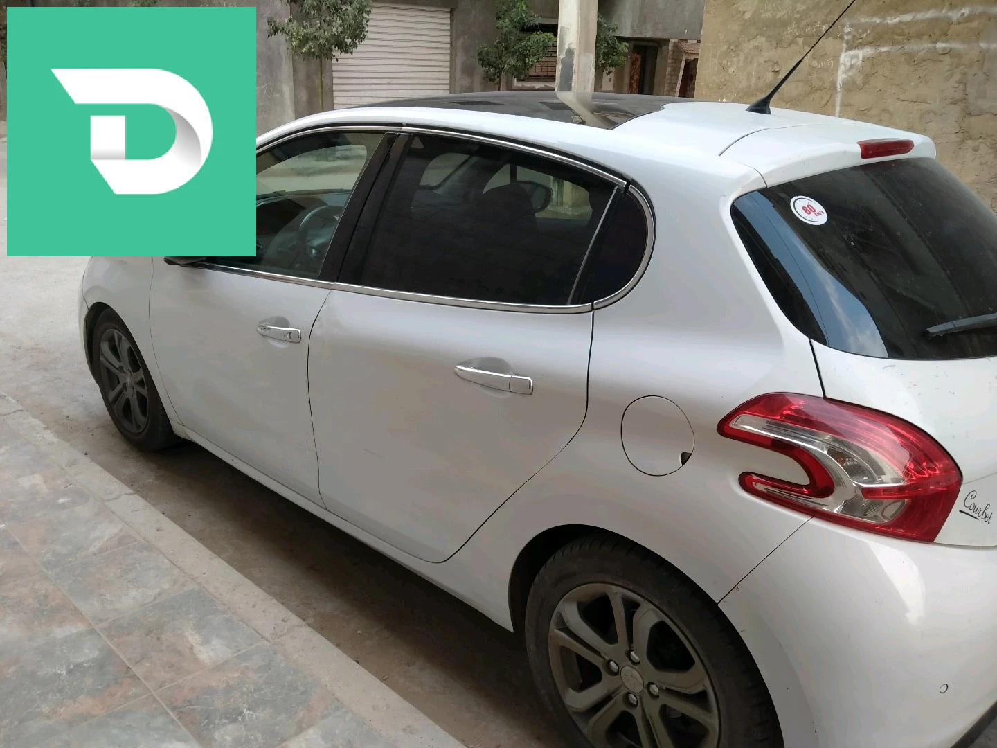 Peugeot 208 2015 31 ORAN 