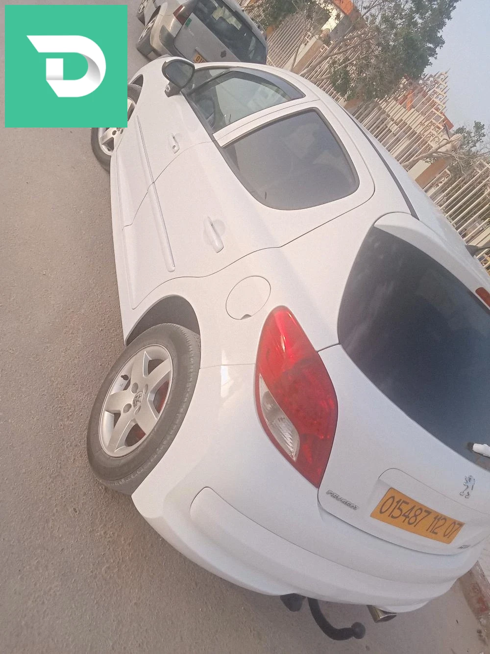 Peugeot 207 2012 26 MEDEA 