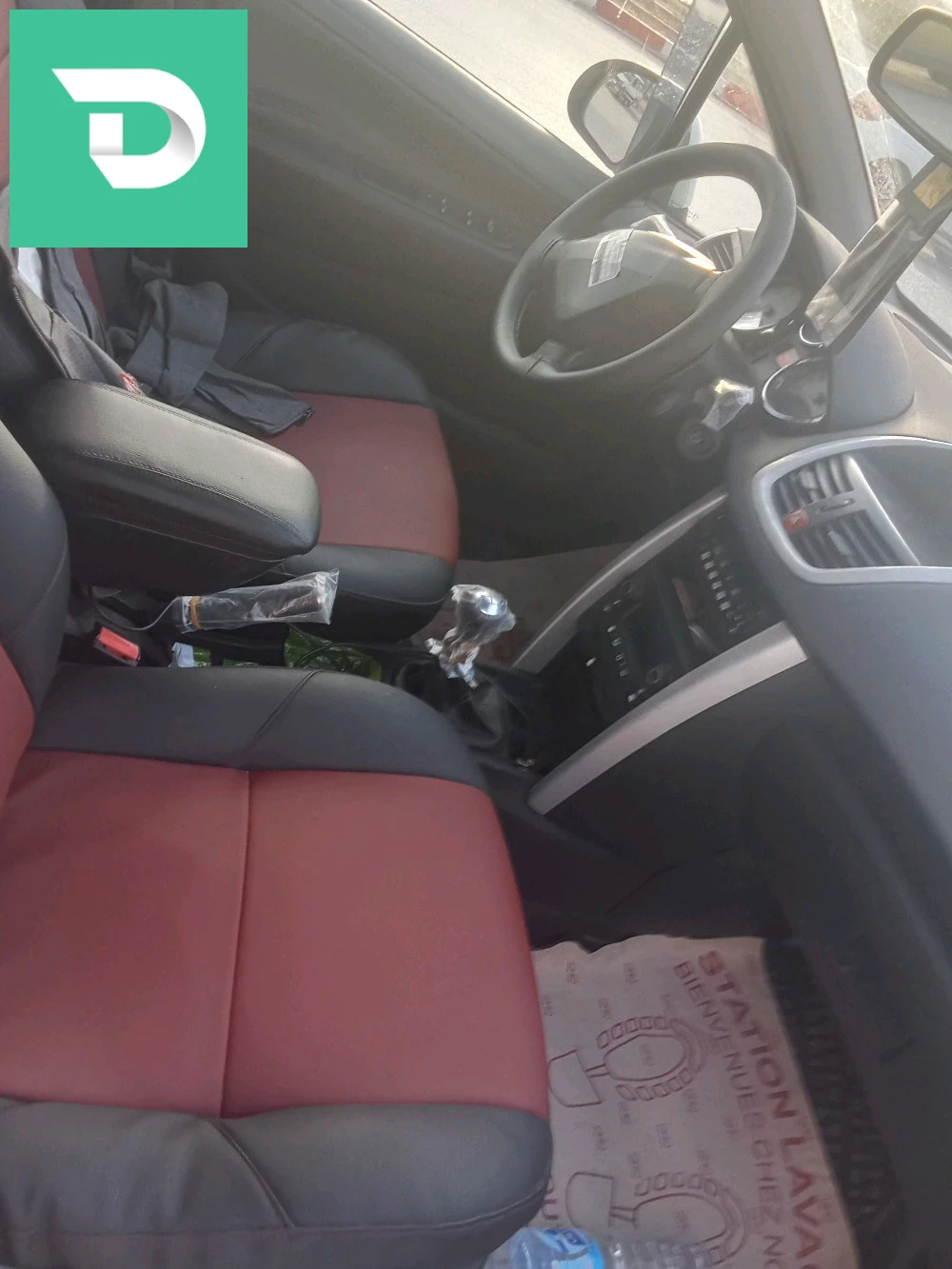 Peugeot 207 2012 26 MEDEA 