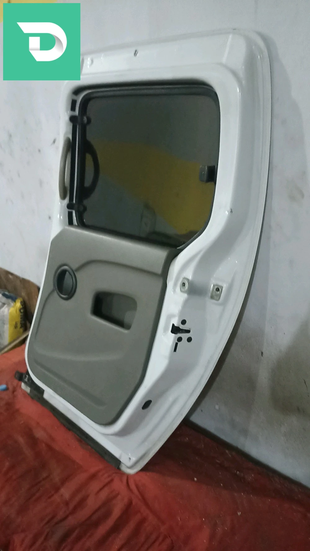 porte coulissante droite blanche 2017. 0667330968 