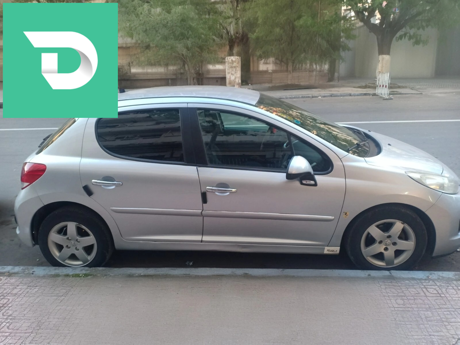 Peugeot 207 2011 