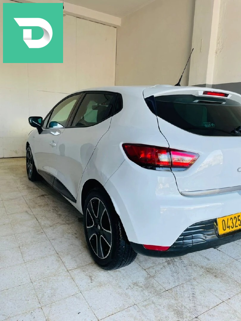 Renault Clio 4 2015 Limited 2 