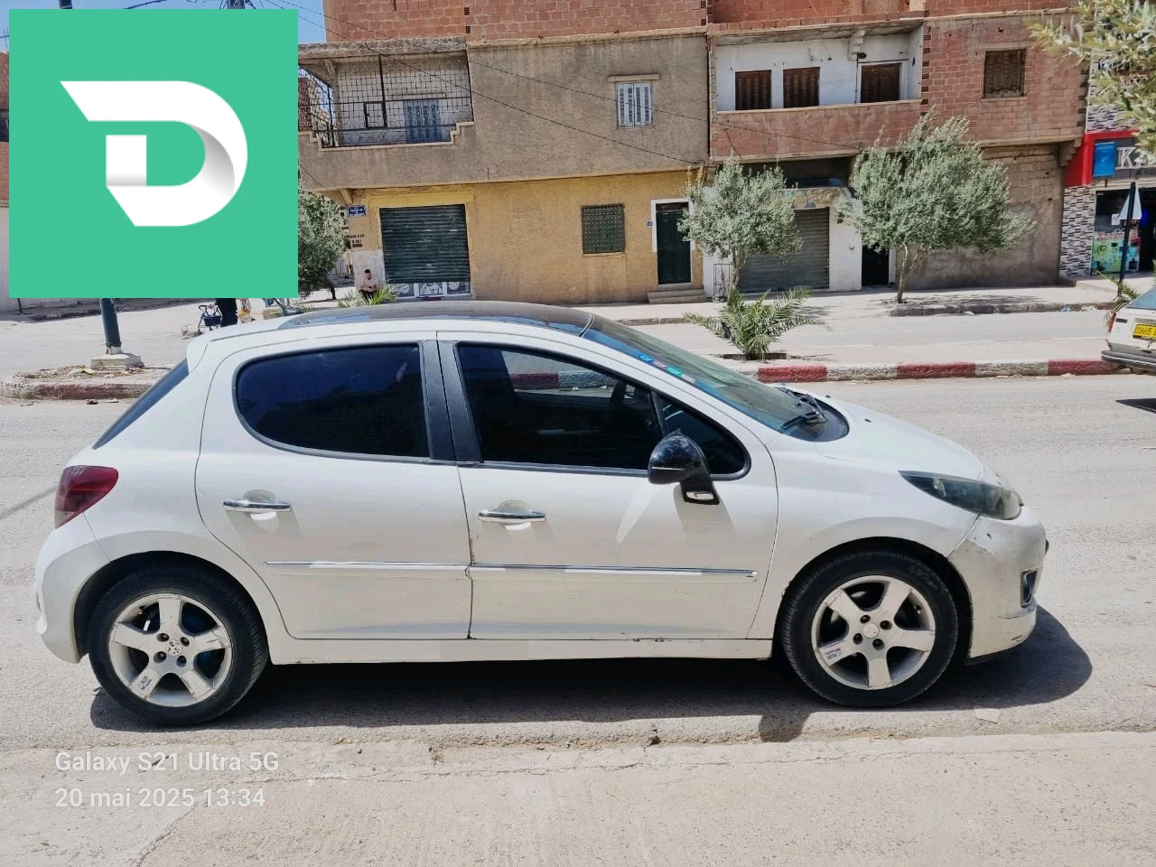 Peugeot 207 2010 5 BATNA 