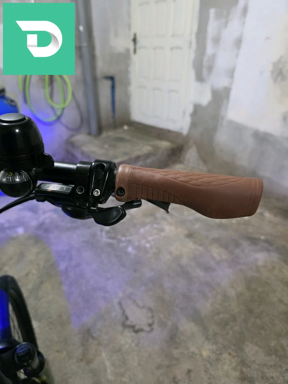 دراجة كهرابائية من نوع CANNONDALE 