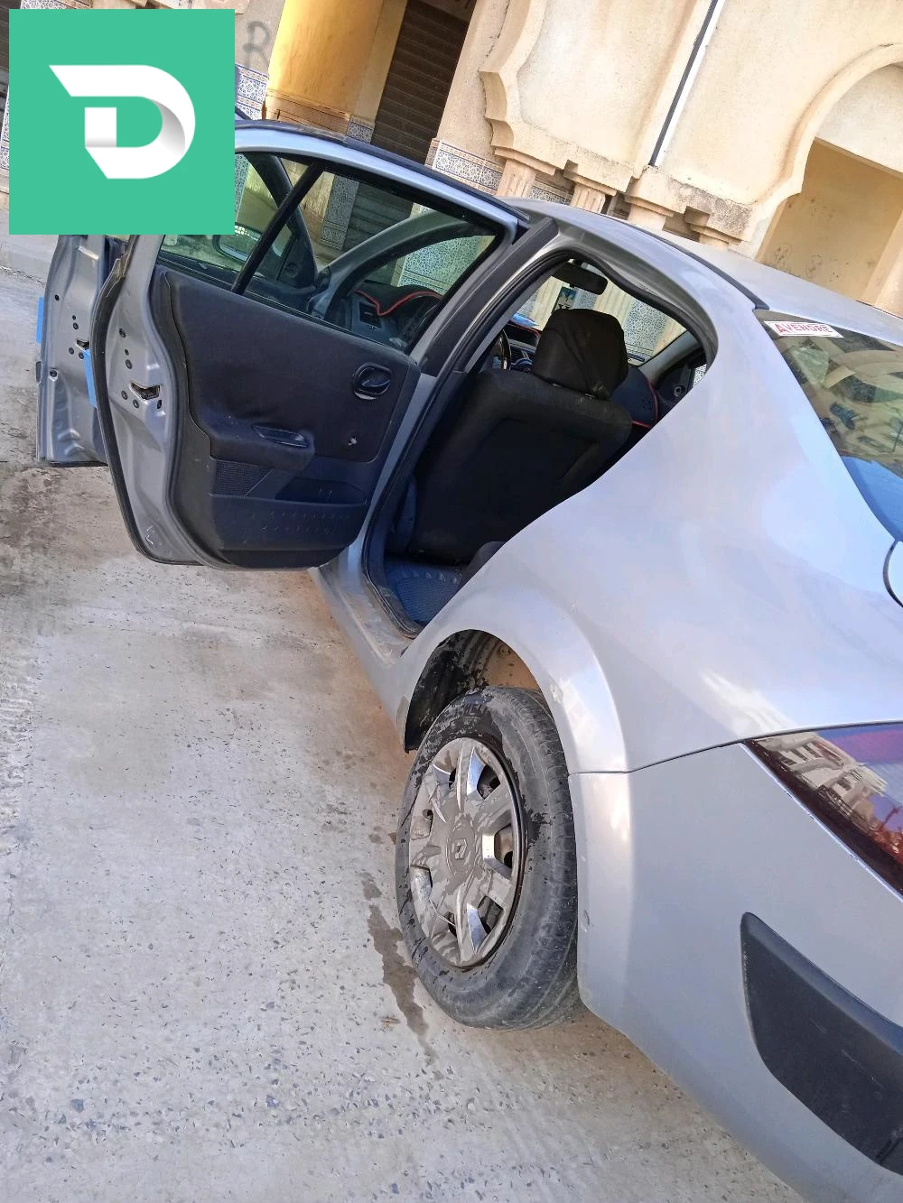 Renault Megane 2004 26 MEDEA 