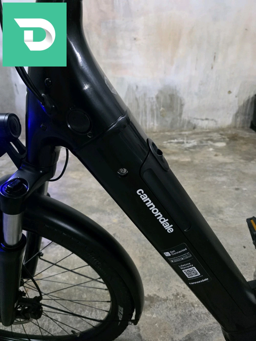 دراجة كهرابائية من نوع CANNONDALE 