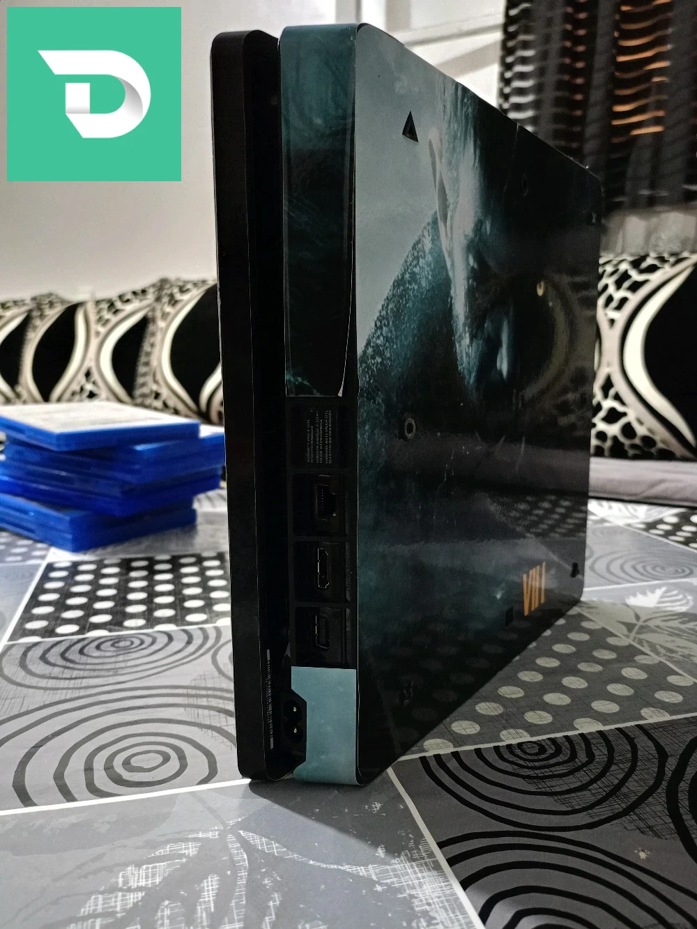 ps4 slim v12. 02 500 Go 