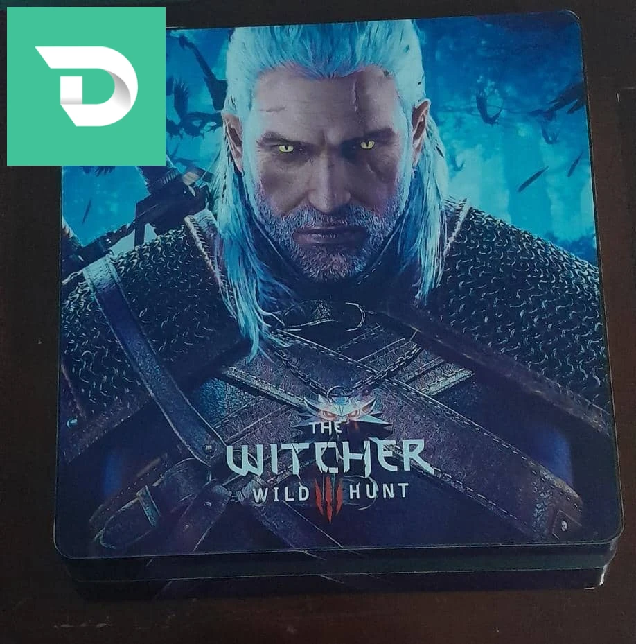 بيع جهاز ps4 slim (no flach) 