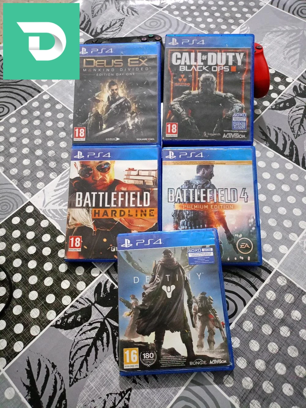 ps4 slim v12. 02 500 Go 