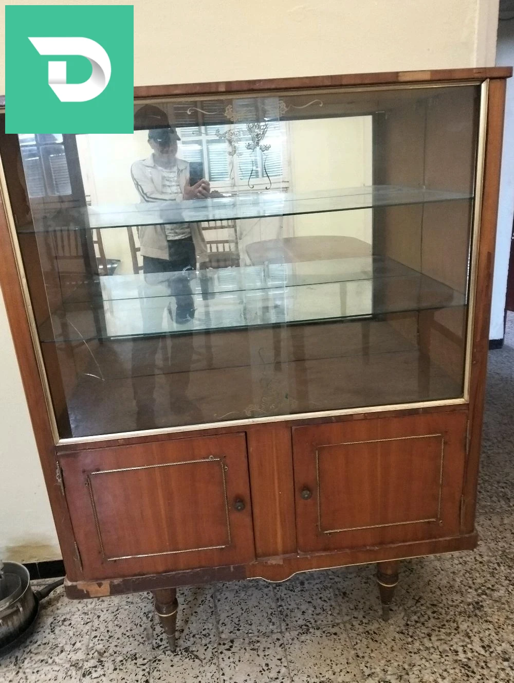 سكن ريفي كبير للبيع مع قطعة ارض جانب طريق الوطني للبناء 