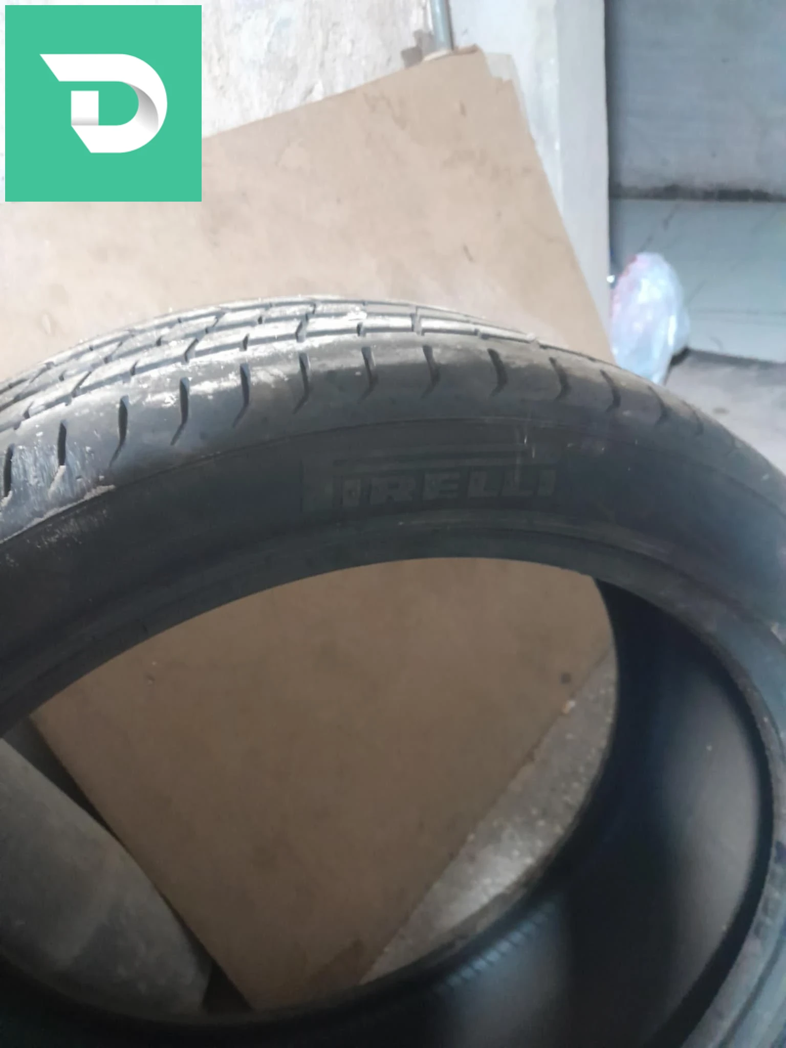 pneus Pirelli original jamais utilisé فردة وحدة معنتها رودة 