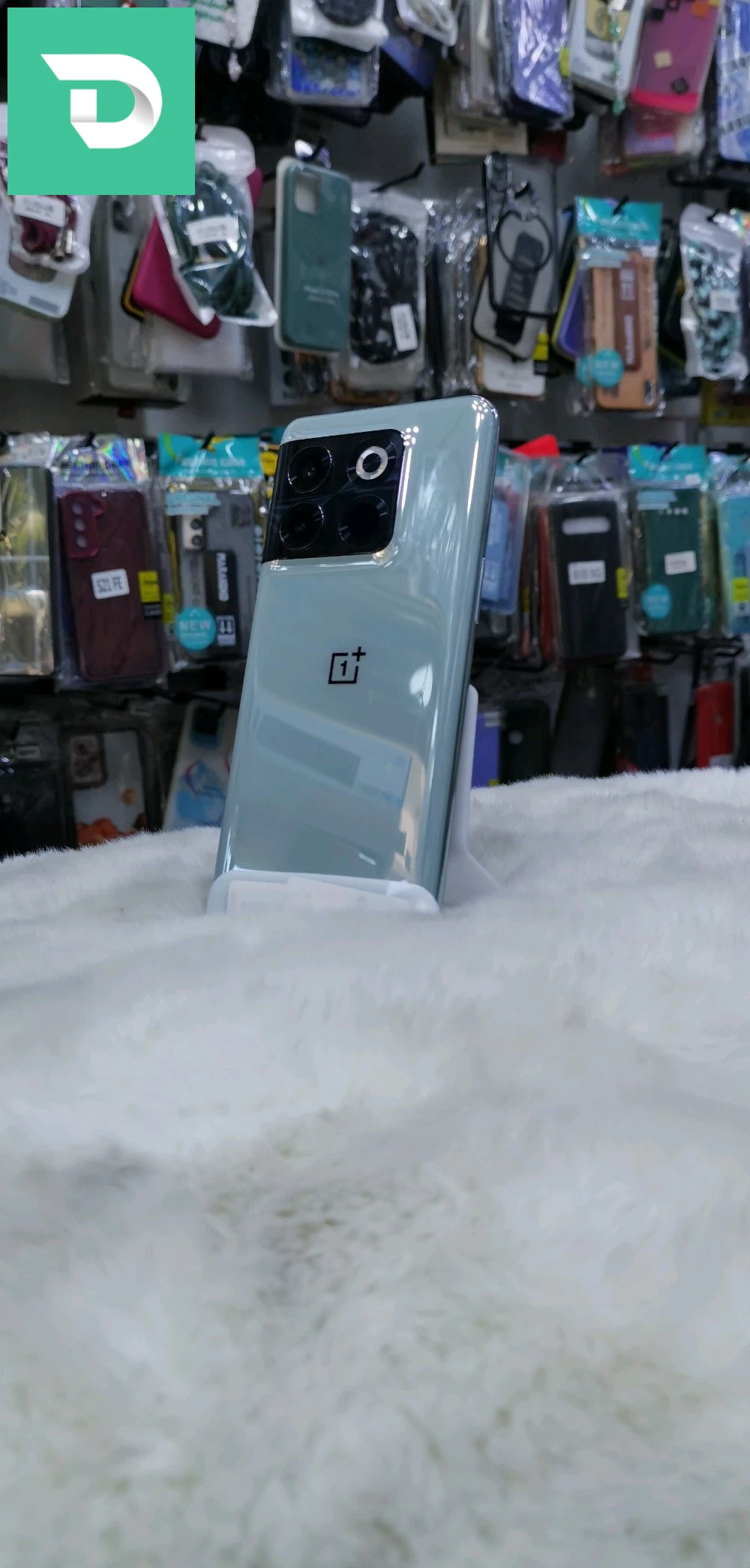 ONE PLUS 10T 