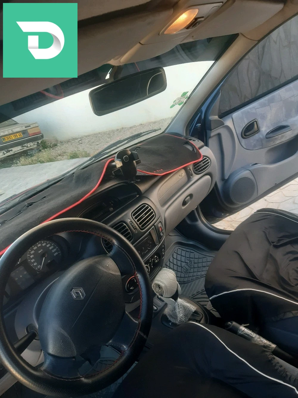 Renault Megane 1996 40 KHENCHELA 