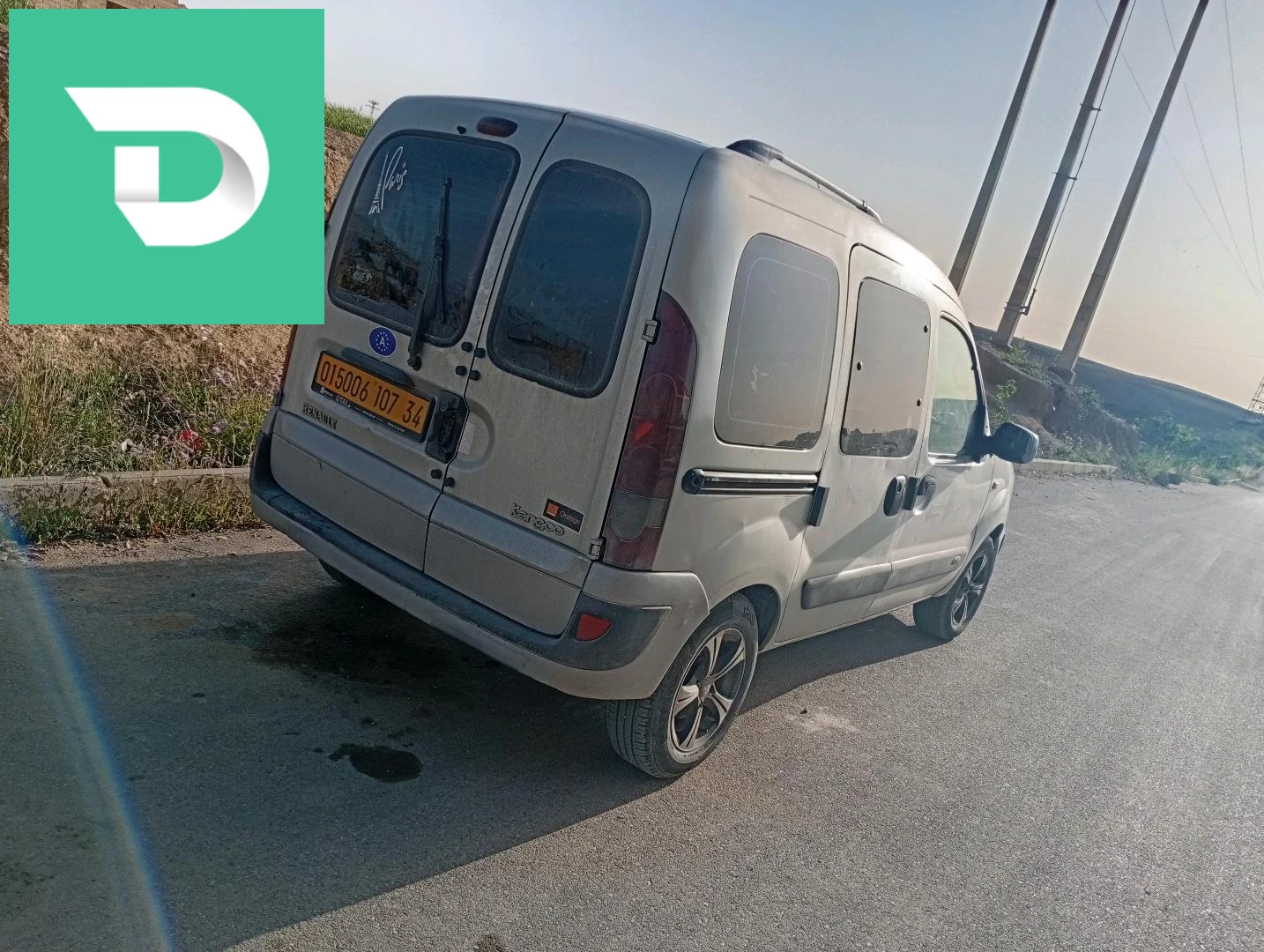 Renault Clio 3 2009 16 ALGER 