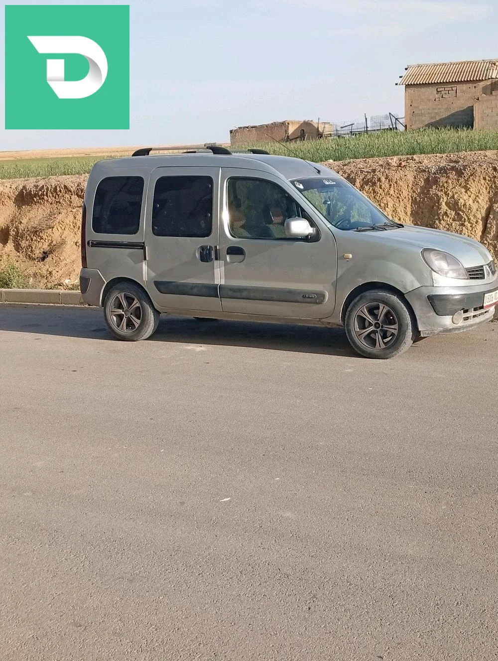 Renault Kangoo 34 BORDJ BOU ARRERIDJ 
