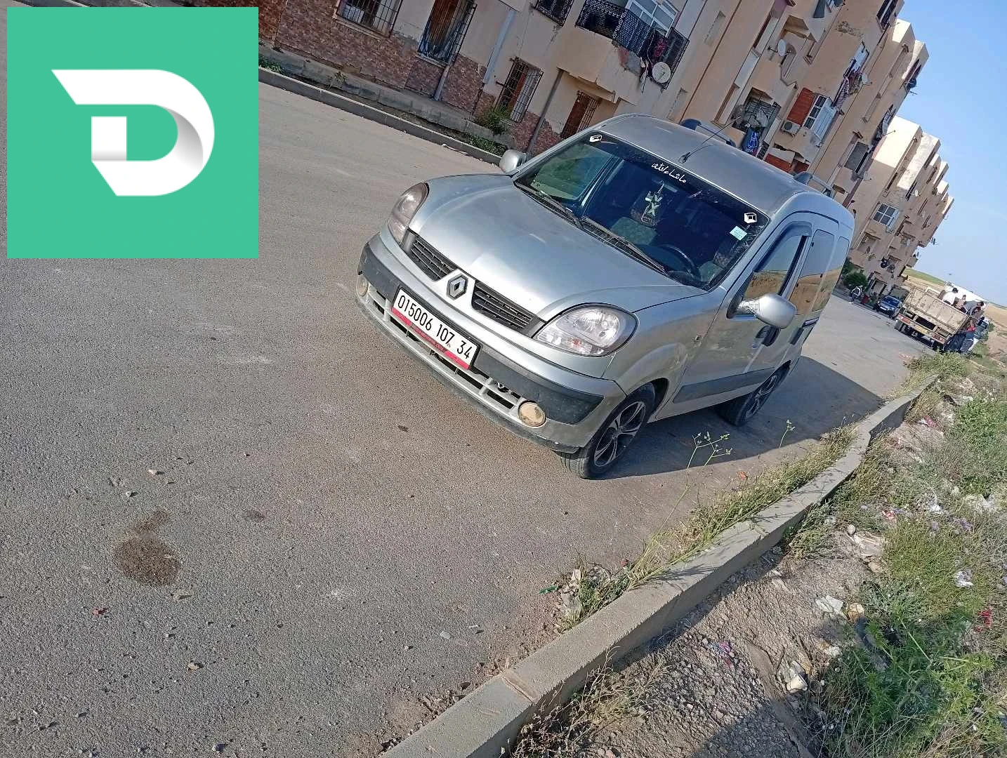 Renault Kangoo 34 BORDJ BOU ARRERIDJ 