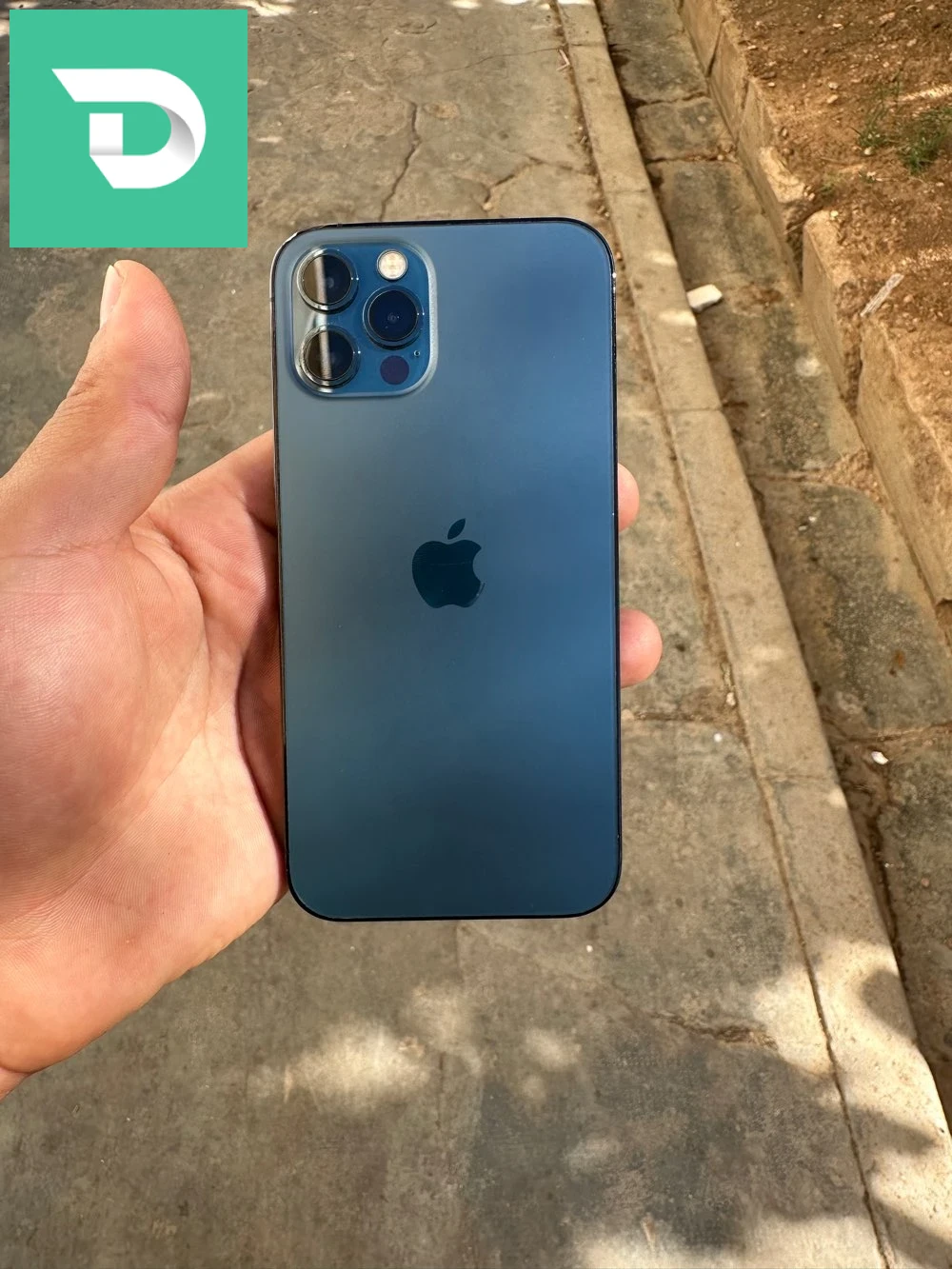 iPhone 12p 