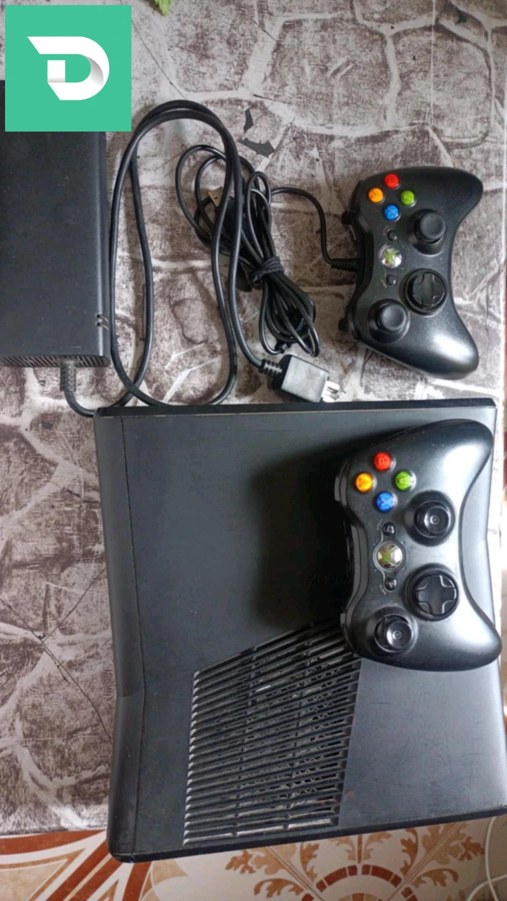 Xbox 360 slim 