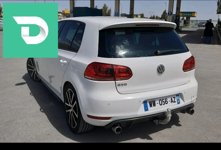 Volkswagen Golf 2013 4 OUM EL BOUAGHI 